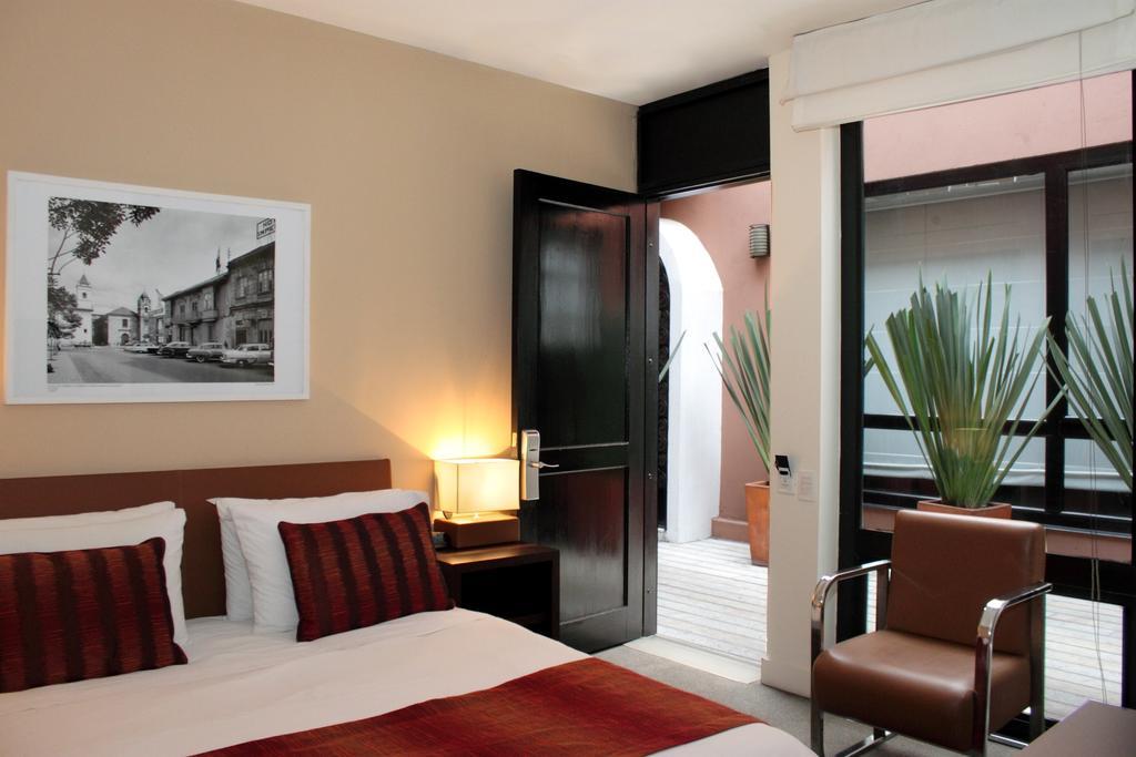 The Book Hotel Bogota Room photo